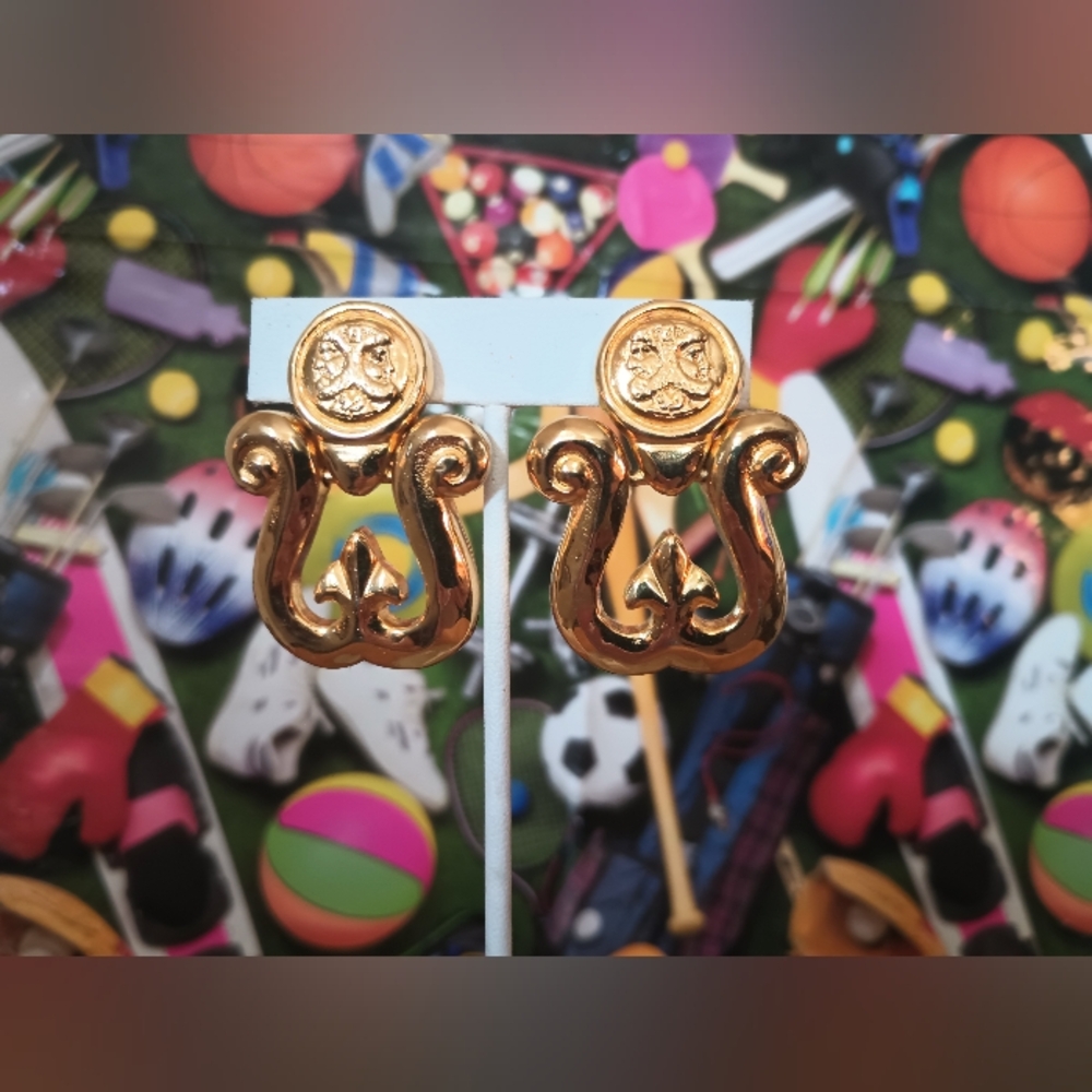 ๐ '90s Vintage Fendi Janus Large Statement Earrings - Picture 12 of 13